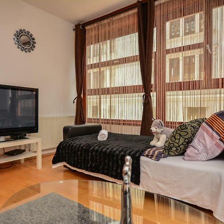 Design Free Parking Apartment In City Center Budapesta Exterior foto