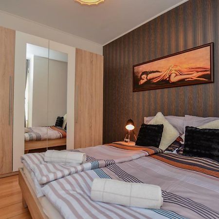 Design Free Parking Apartment In City Center Budapesta Exterior foto