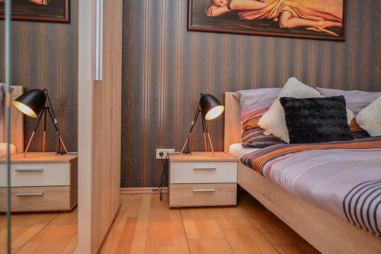 Design Free Parking Apartment In City Center Budapesta Exterior foto
