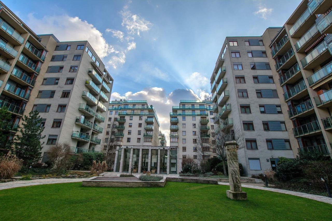 Design Free Parking Apartment In City Center Budapesta Exterior foto